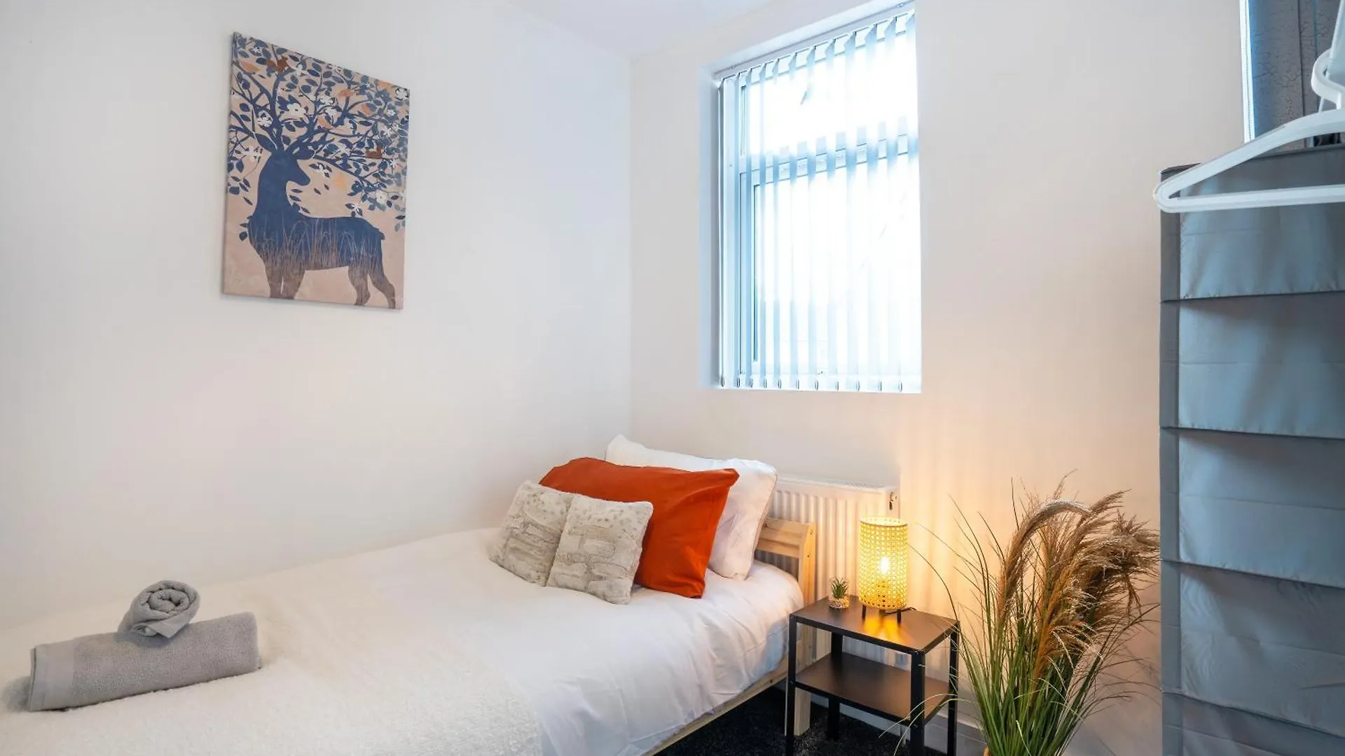 Extended Stays, Great For Contractors, Families Heeley Διαμέρισμα