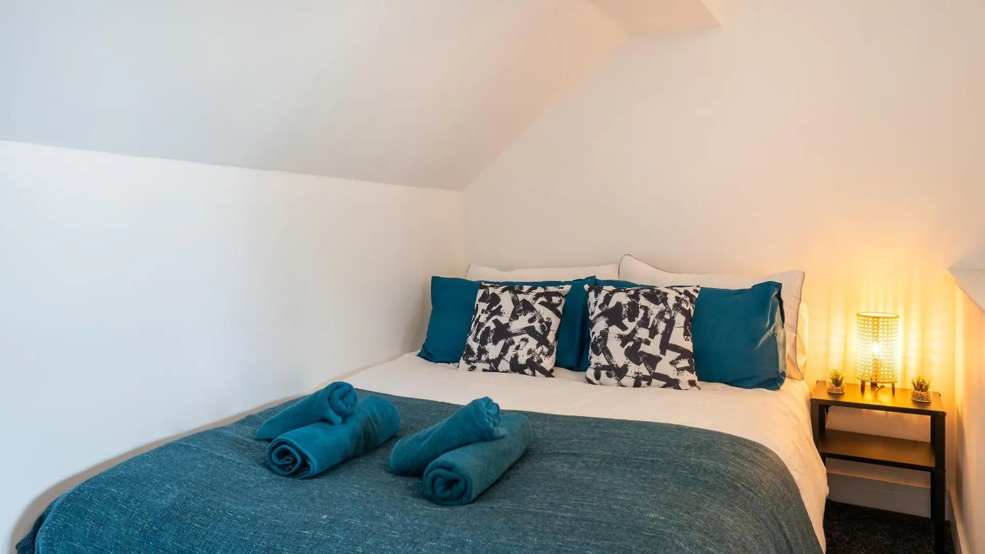 Διαμέρισμα Extended Stays, Great For Contractors, Families Heeley