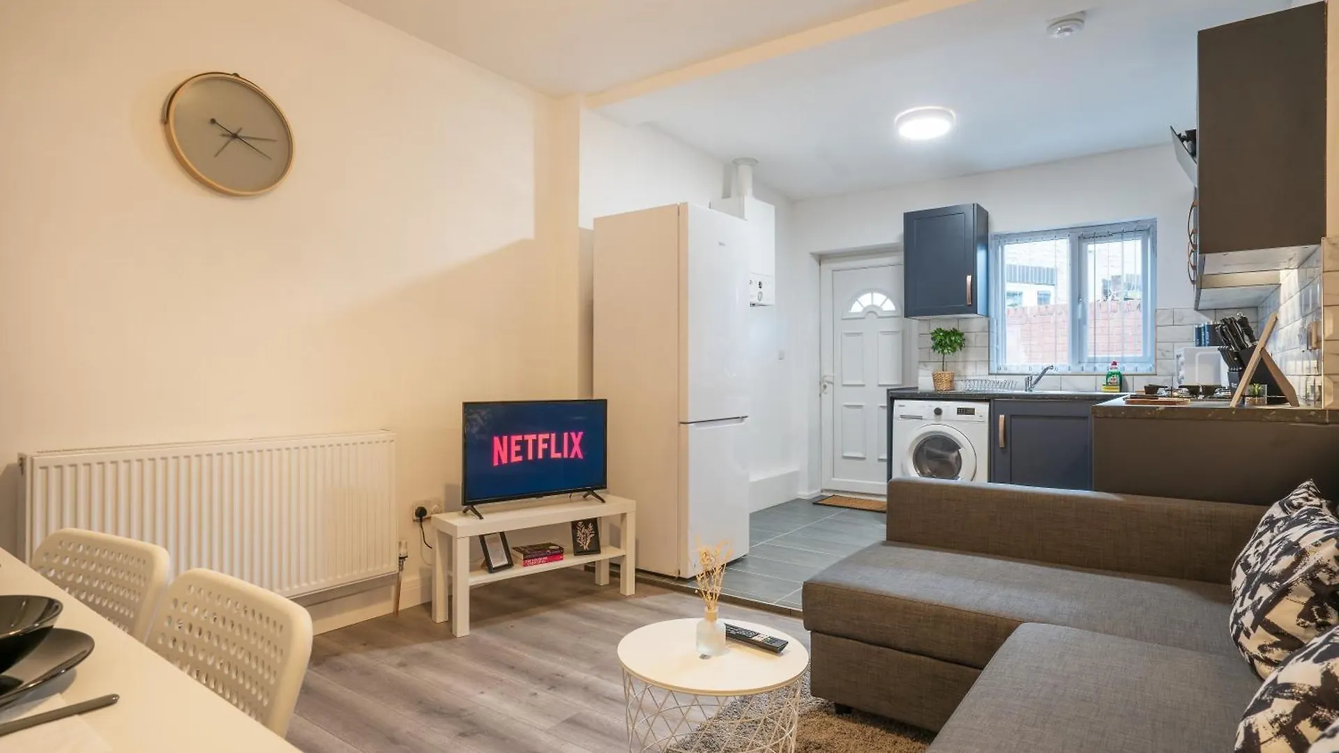 Extended Stays, Great For Contractors, Families Heeley 0*,